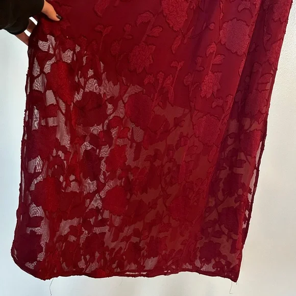 Sugarlips Burgundy Long Sleeve Maxi Dress - Picture 4 of 8